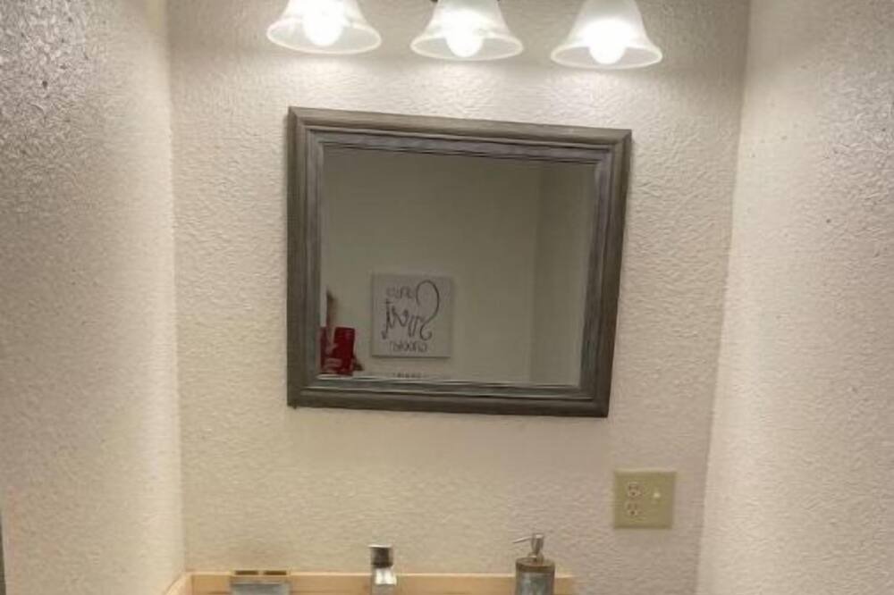Photo of Bathroom in Kettle Falls