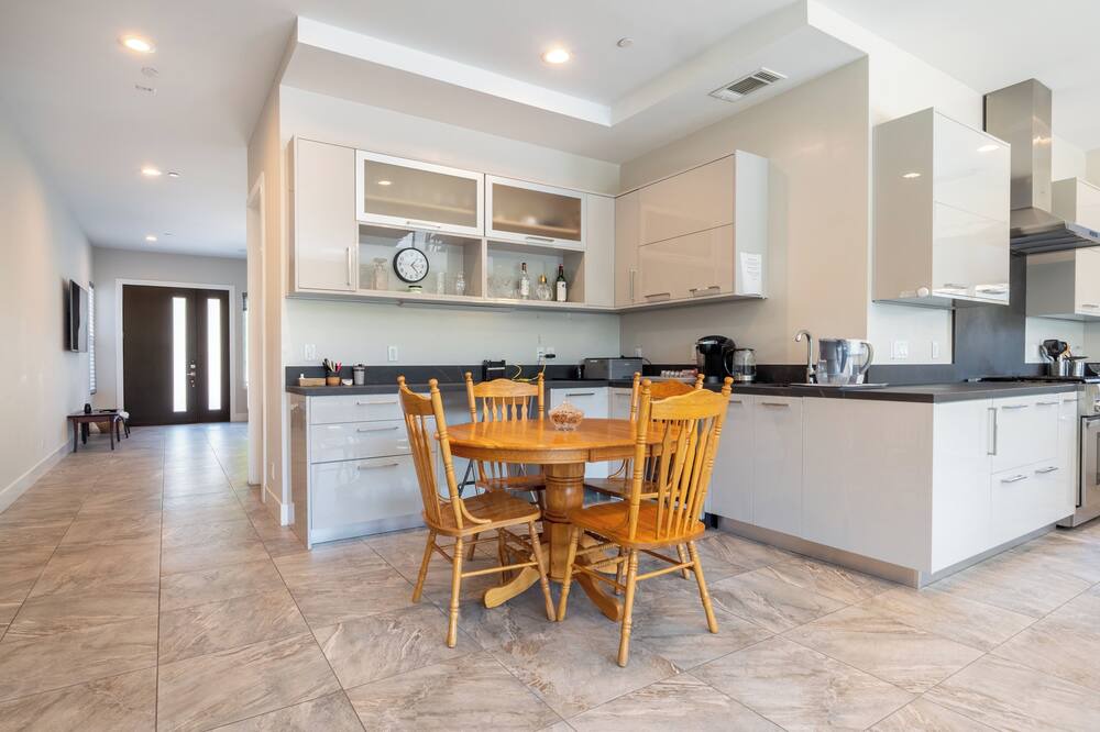 Photo of Kitchen in San Tomas