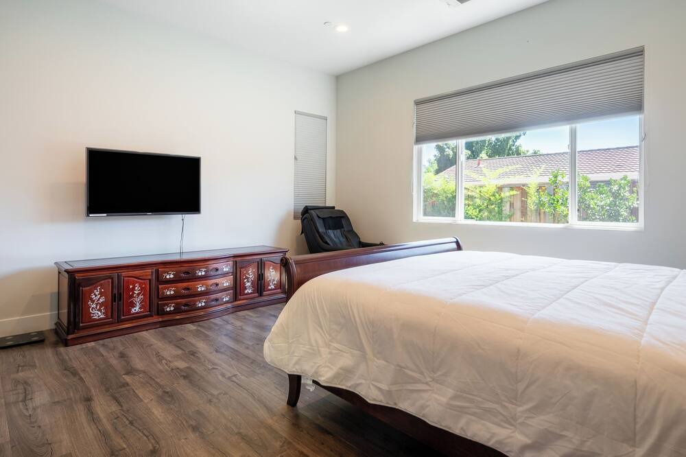 Photo of Bedroom in San Tomas