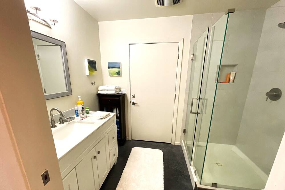Photo of Bathroom in Graton