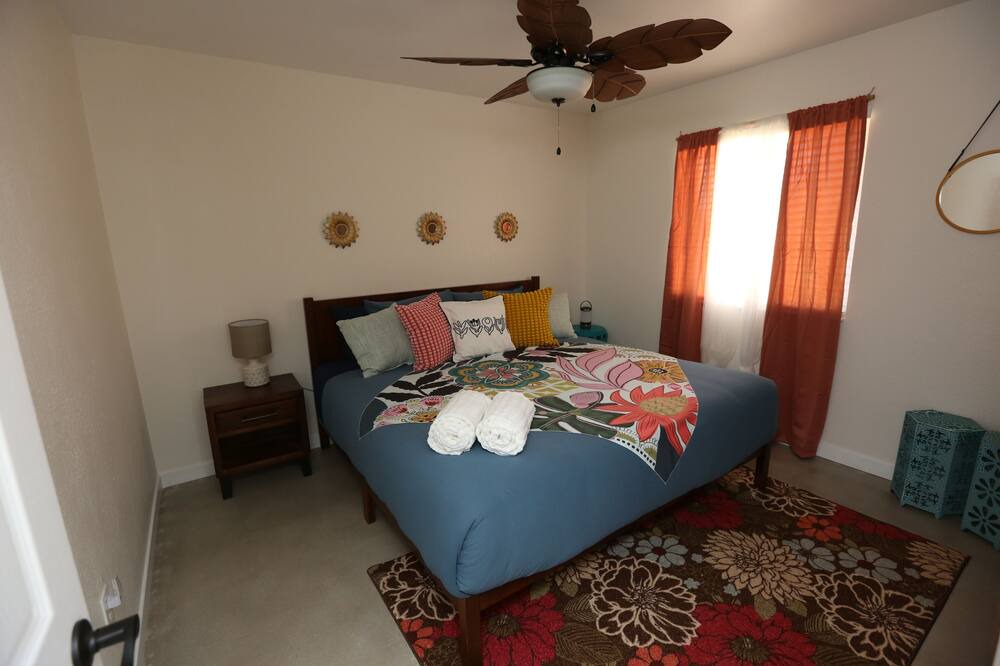 Photo of Bedroom in Joshua Tree