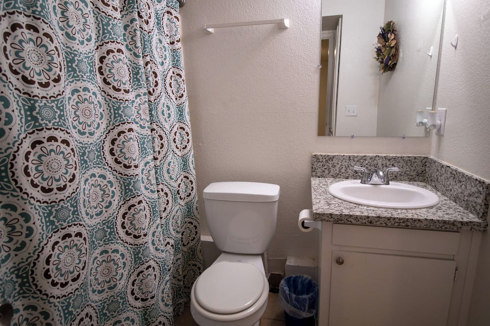 Photo of Bathroom in Porterville