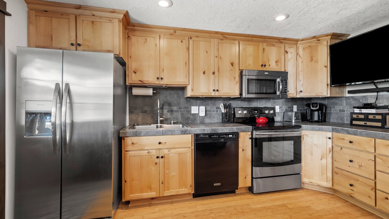 Photo of Kitchen in Alfalfa