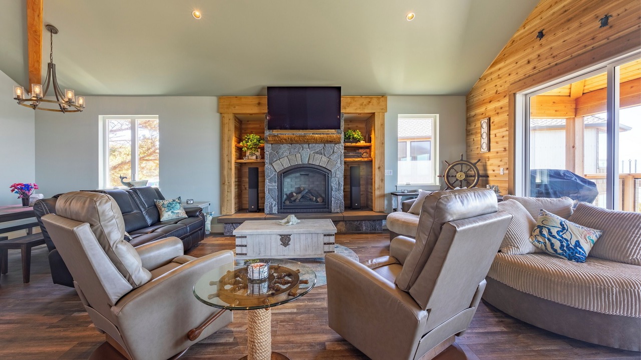 Photo of Livingroom in Seal Rock