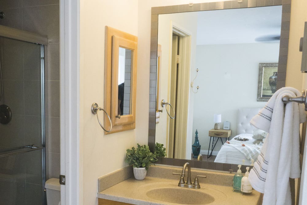 Photo of Bathroom in Serra Mesa