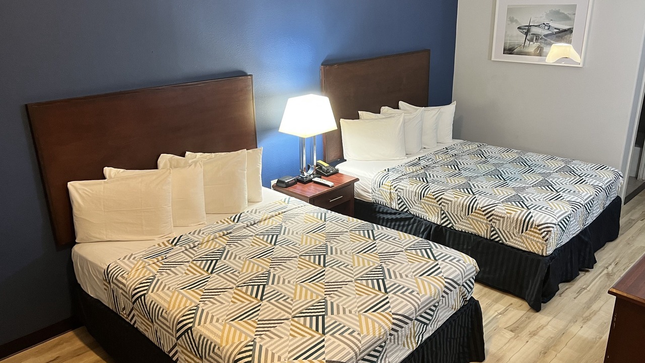 Photo of Bedroom in Ridgecrest
