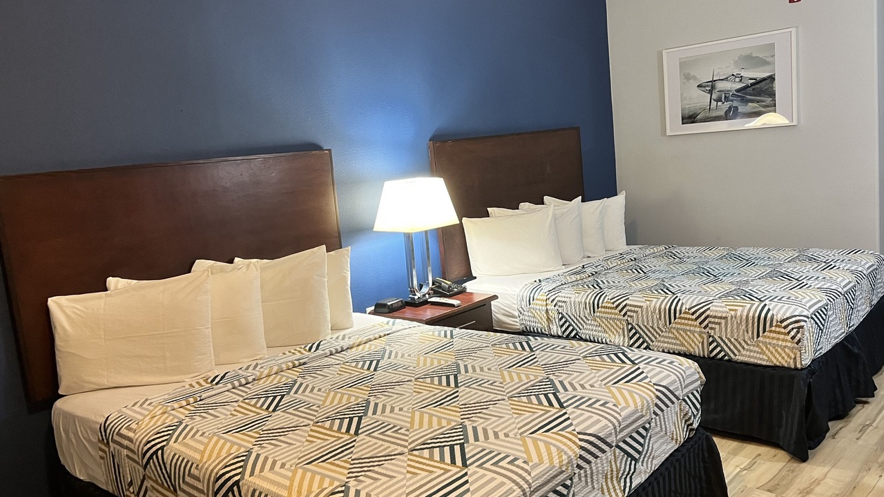 Photo of Bedroom in Ridgecrest