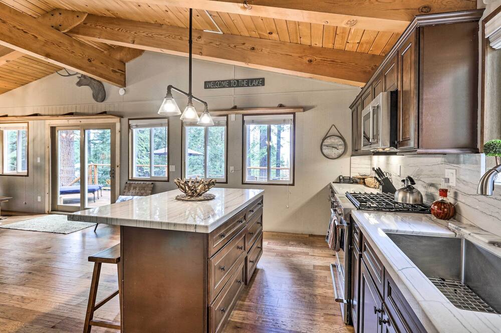 Photo of Kitchen in Tahoma