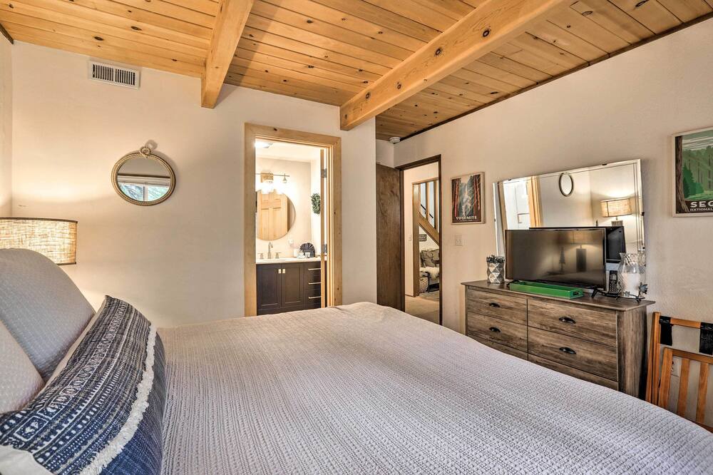 Photo of Bedroom in Tahoma