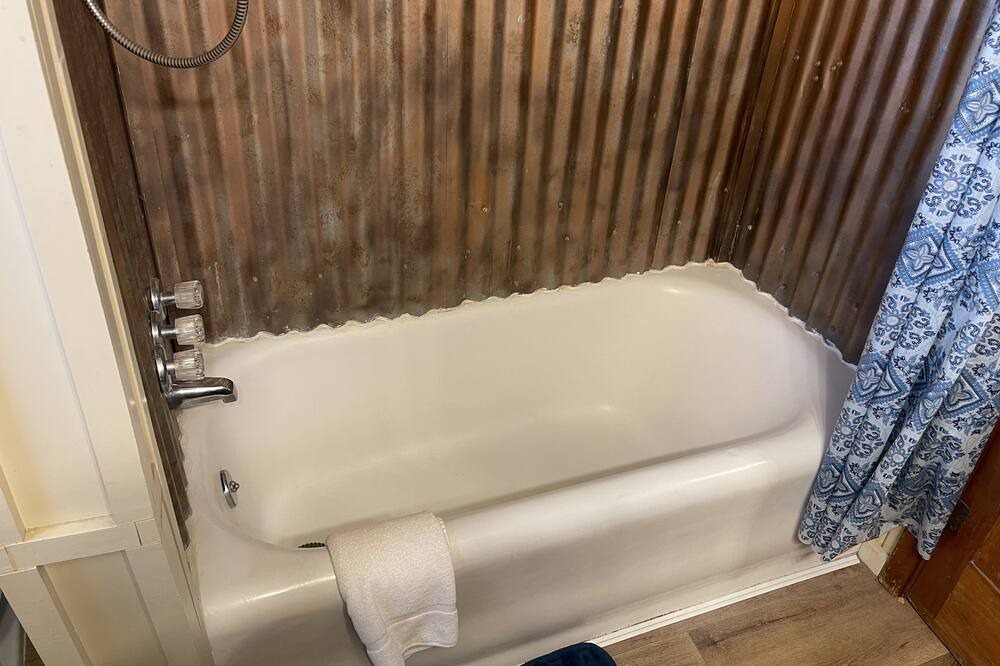 Photo of Bathroom in Dunlap