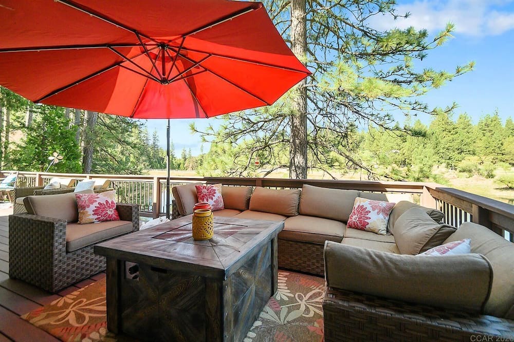 Photo of Patio Balcony in Forest Meadows