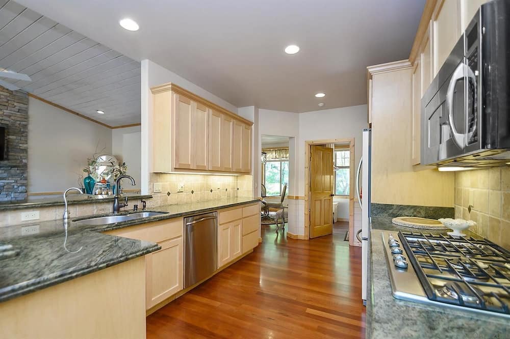 Photo of Kitchen in Forest Meadows