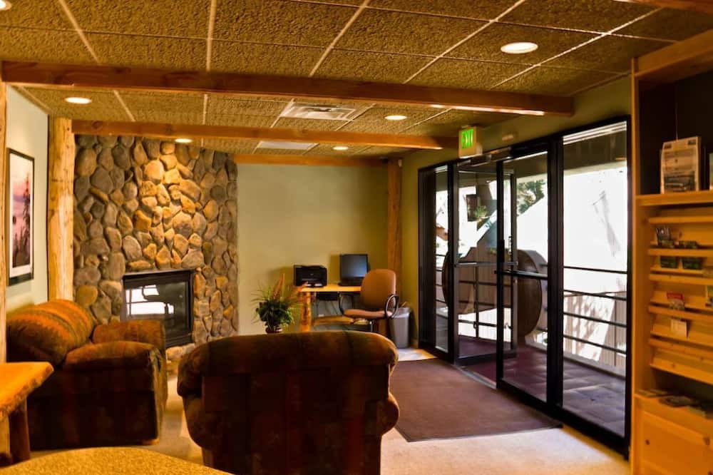 Photo of Livingroom in Tahoe Village