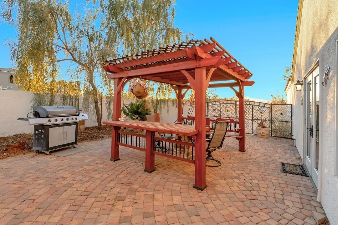Photo of Patio Balcony in Silverado Ranch
