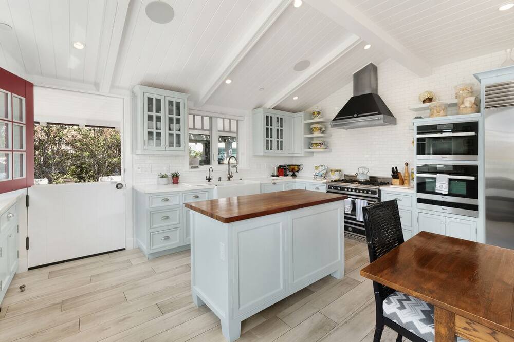 Photo of Kitchen in Olde Solana Beach