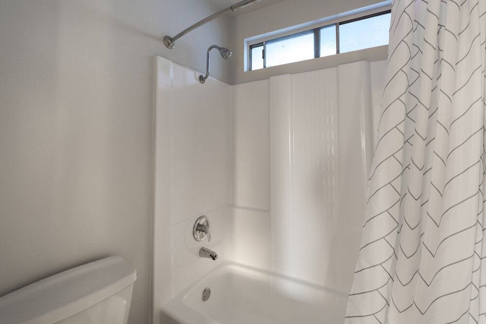 Photo of Bathroom in Rampart Village