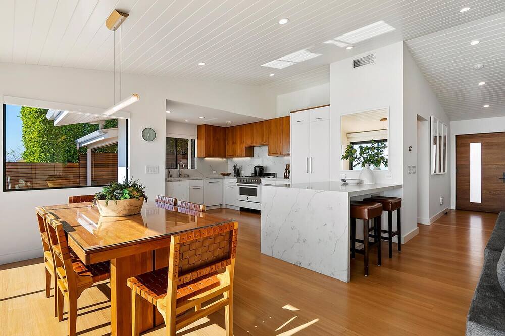 Photo of Kitchen in Pacific Palisades