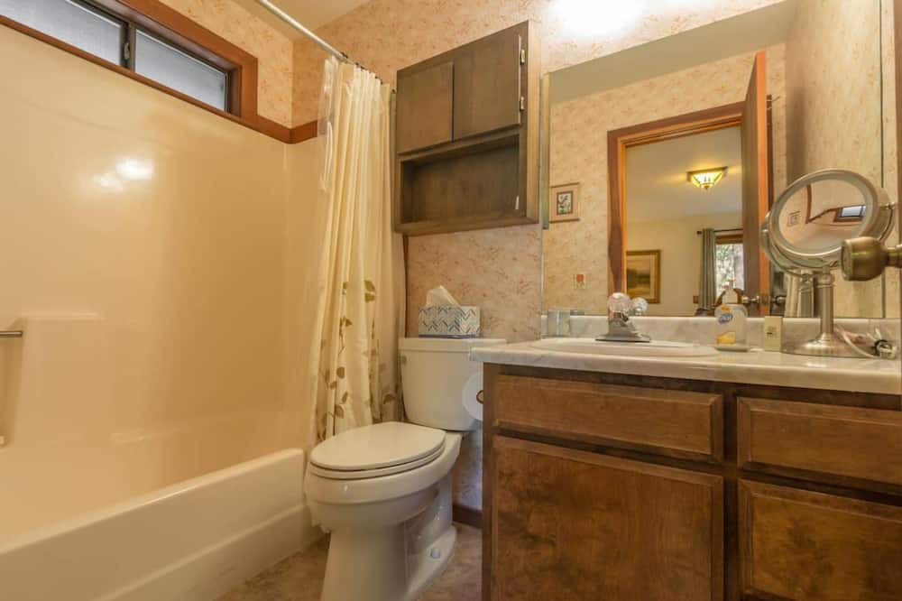 Photo of Bathroom in Tahoe Vista