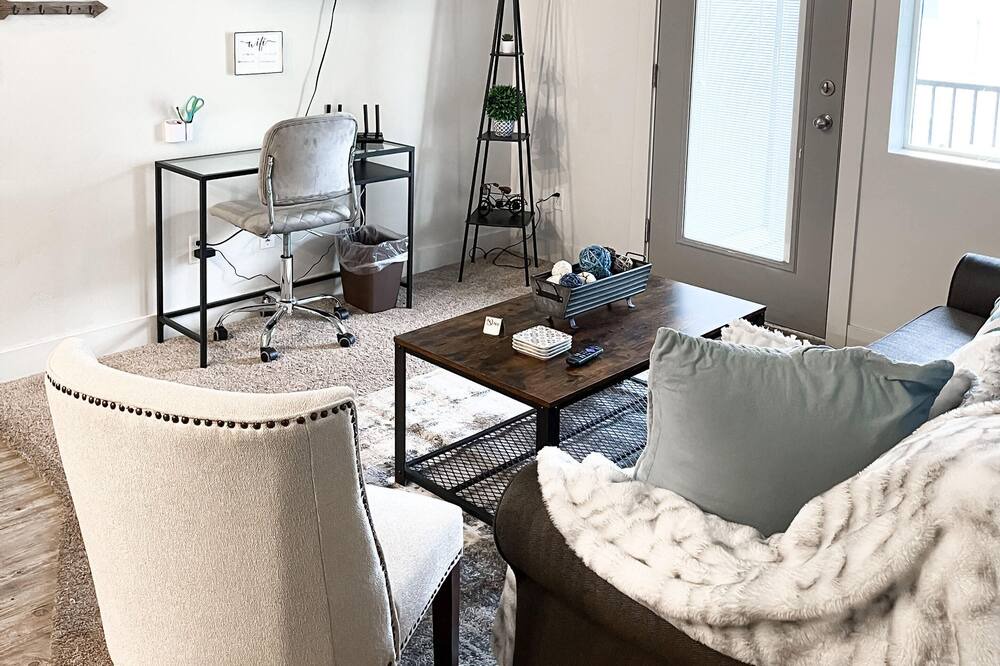 Photo of Livingroom in Farmington
