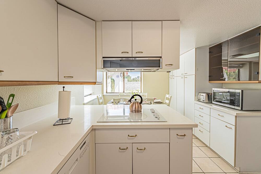Photo of Kitchen in Rancho Oakey