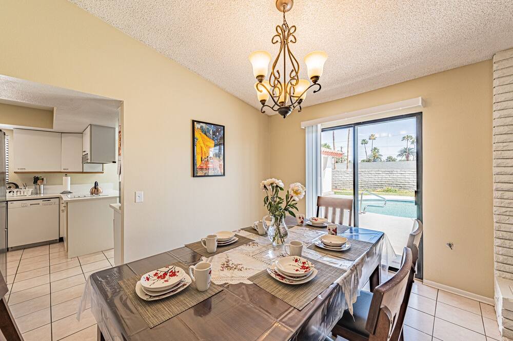 Photo of Kitchen in Rancho Oakey