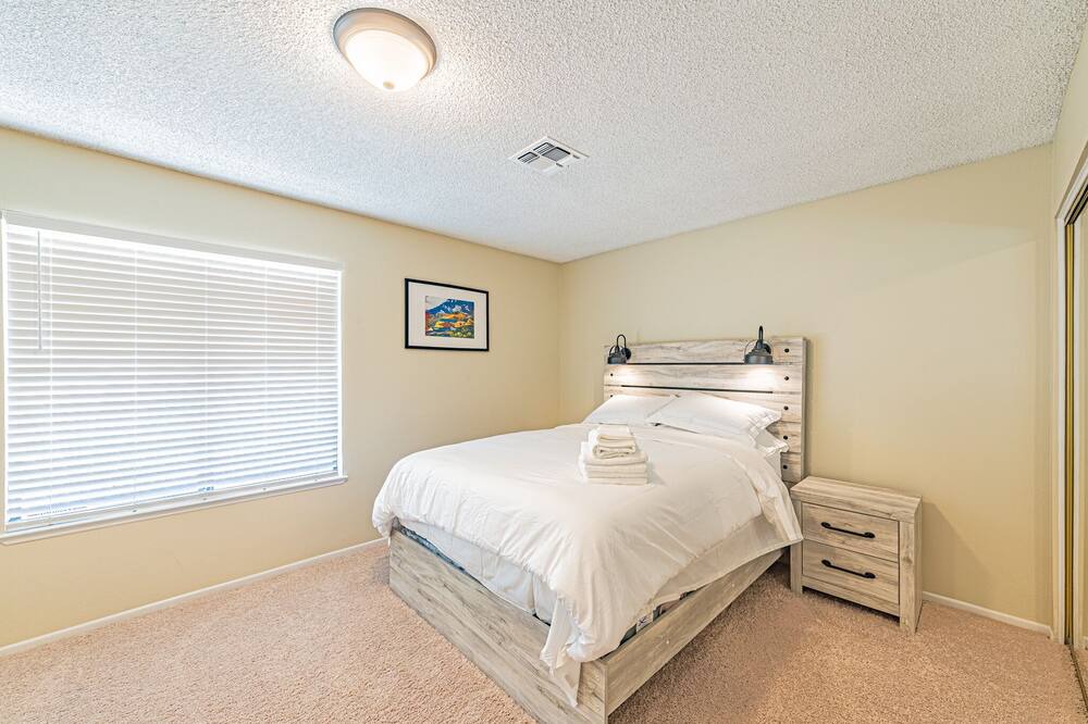 Photo of Bedroom in Rancho Oakey