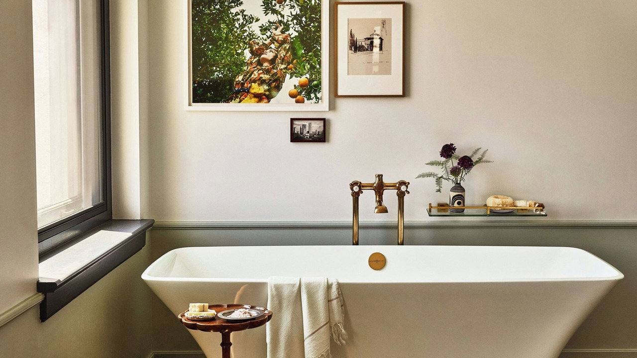 Photo of Bathroom in Financial District