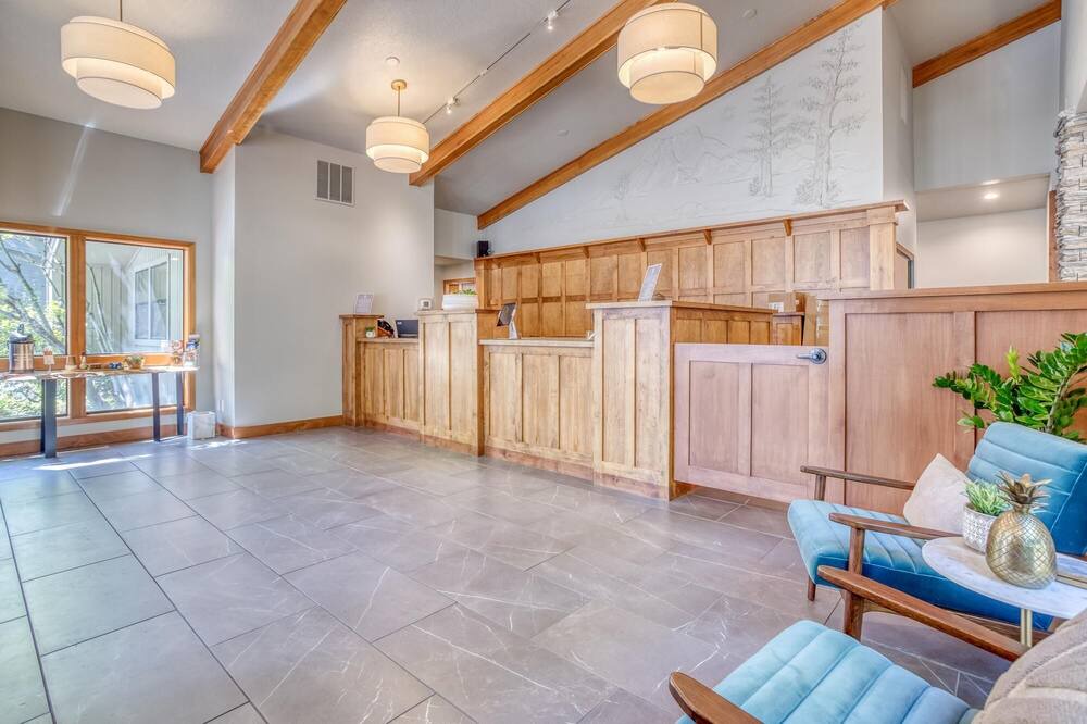 Photo of Livingroom in Sagewood