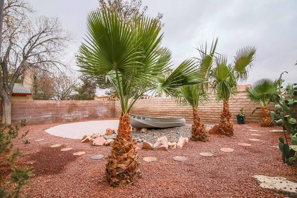 Photo of Outdoor in Spring Valley