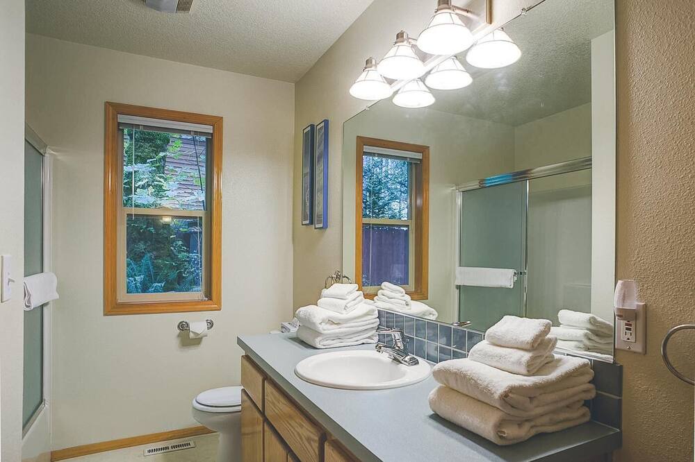 Photo of Bathroom in Brightwood
