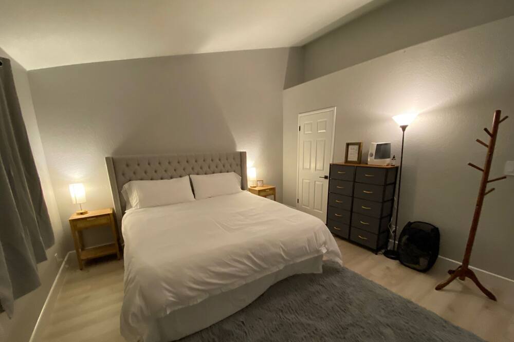 Photo of Bedroom in Spring Valley
