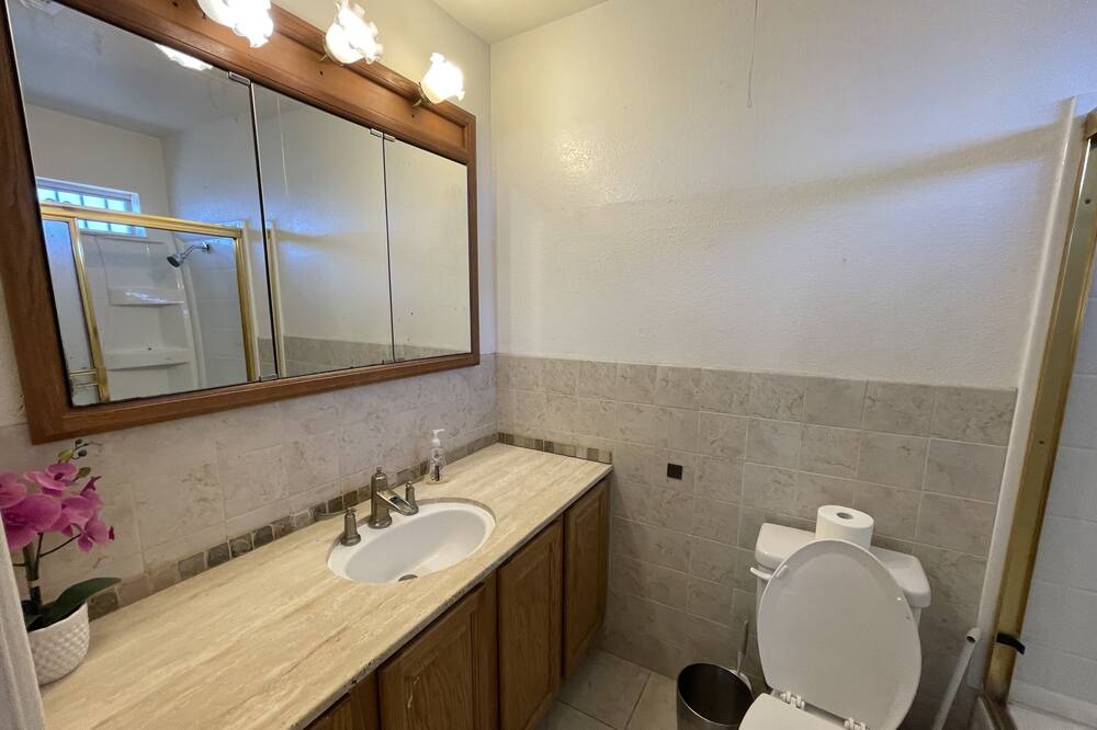 Photo of Bathroom in Chinatown