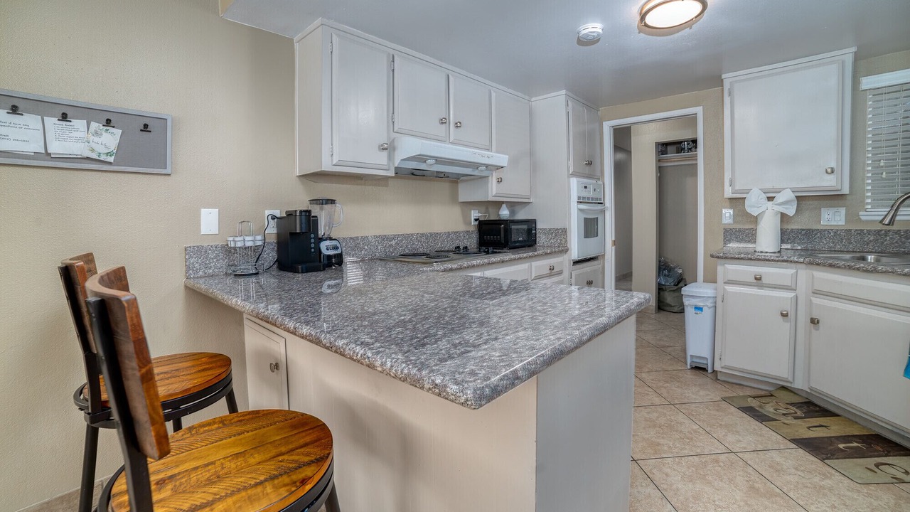 Photo of Kitchen in Rancho Oakey