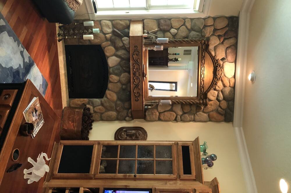 Photo of Livingroom in Central Oregon