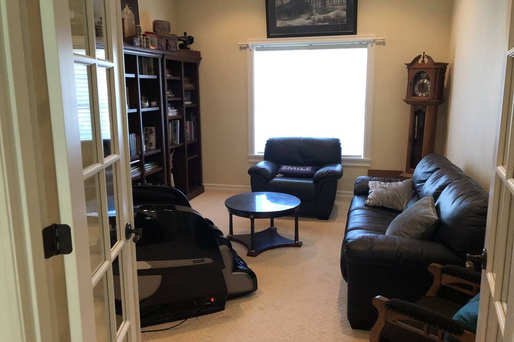 Photo of Livingroom in Central Oregon