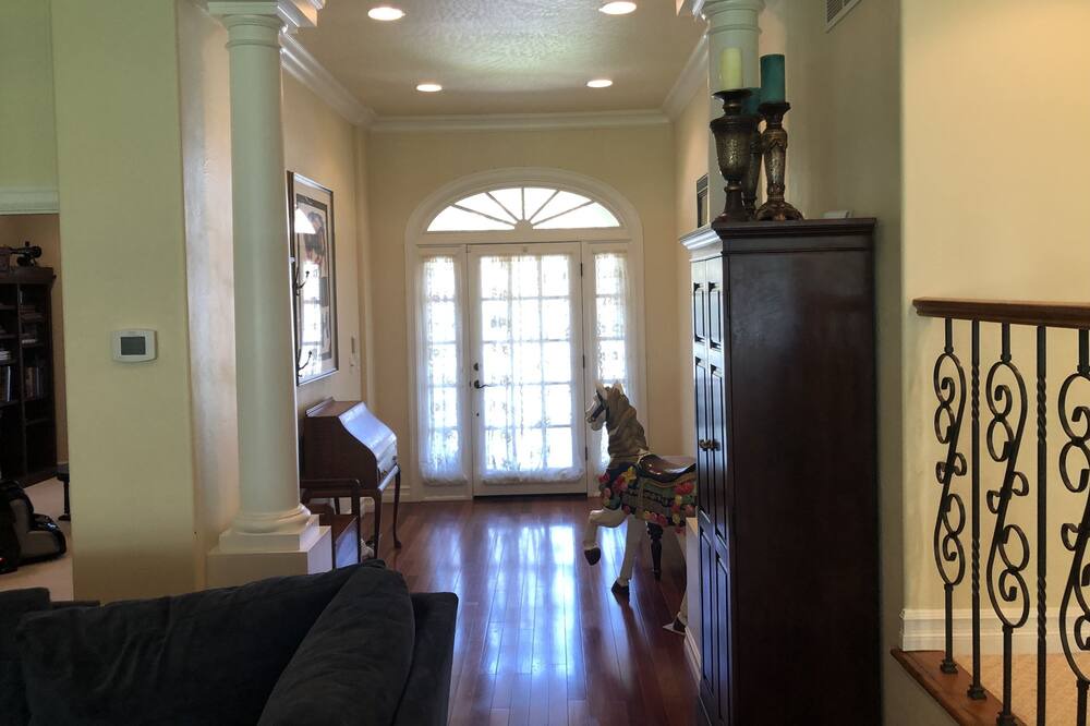 Photo of Livingroom in Central Oregon