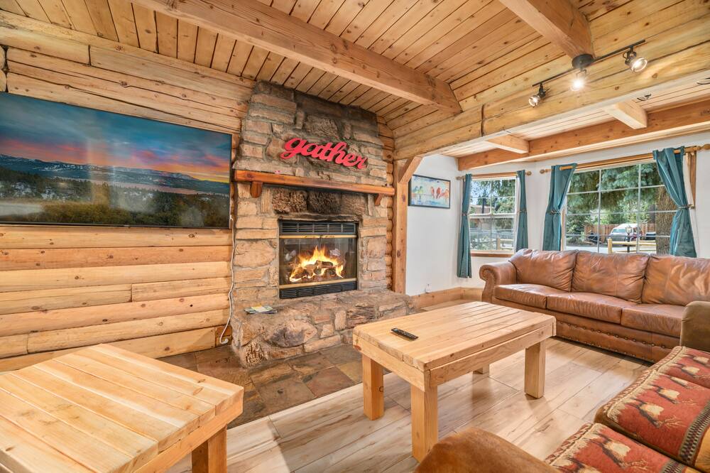 Photo of Bedroom in Big Bear City