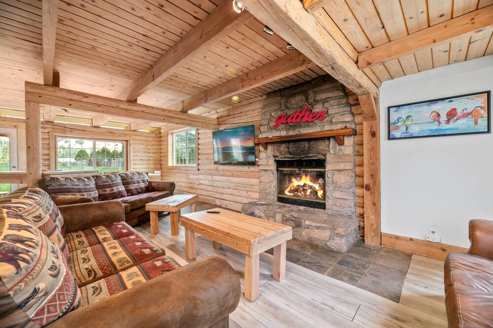 Photo of Bedroom in Big Bear City