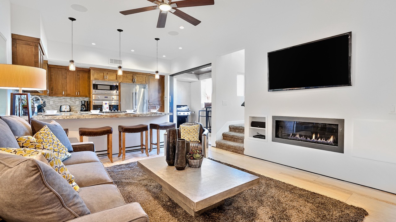 Photo of Livingroom in West Newport