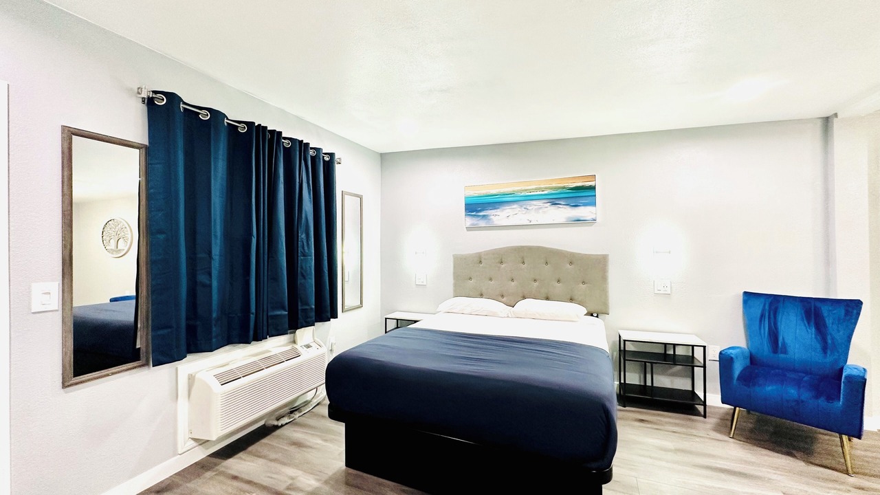 Photo of Bedroom in Sunrise Manor