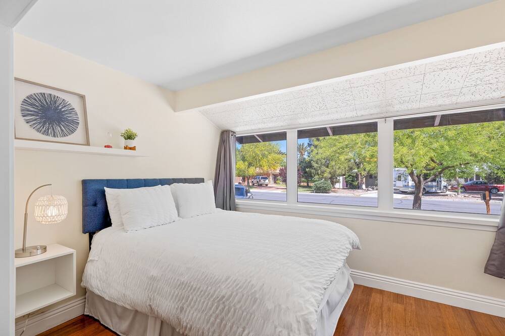 Photo of Bedroom in Rancho Oakey