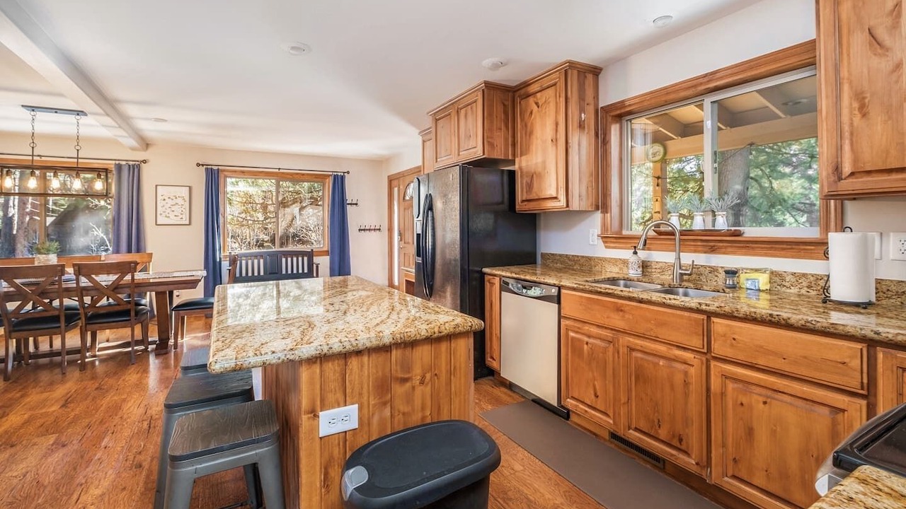 Photo of Kitchen in Munds Park