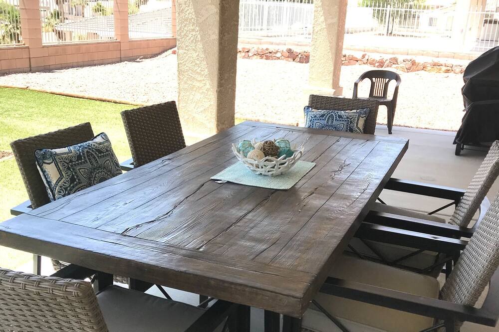 Photo of Outdoor in Sunridge Estates