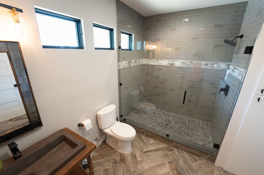 Photo of Bathroom in Sunset