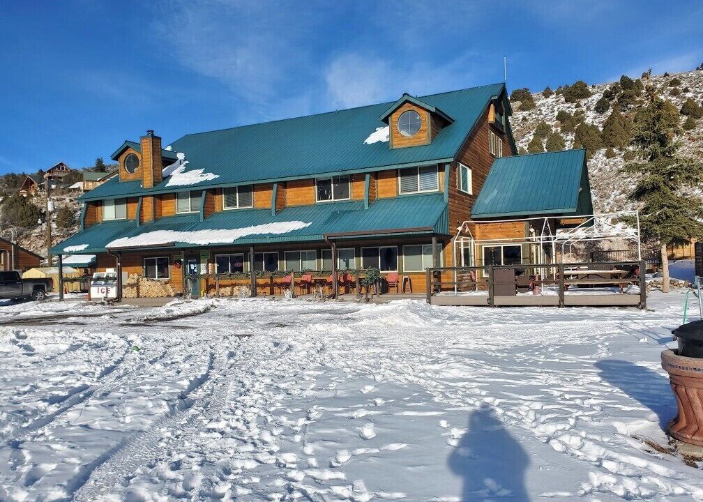 Photo of Outdoor in Mammoth Creek