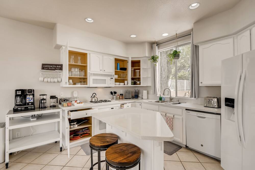 Photo of Kitchen in Canyon Gate