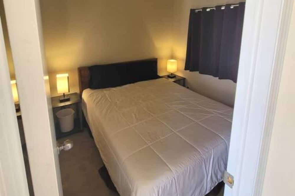 Photo of Bedroom in Meadview