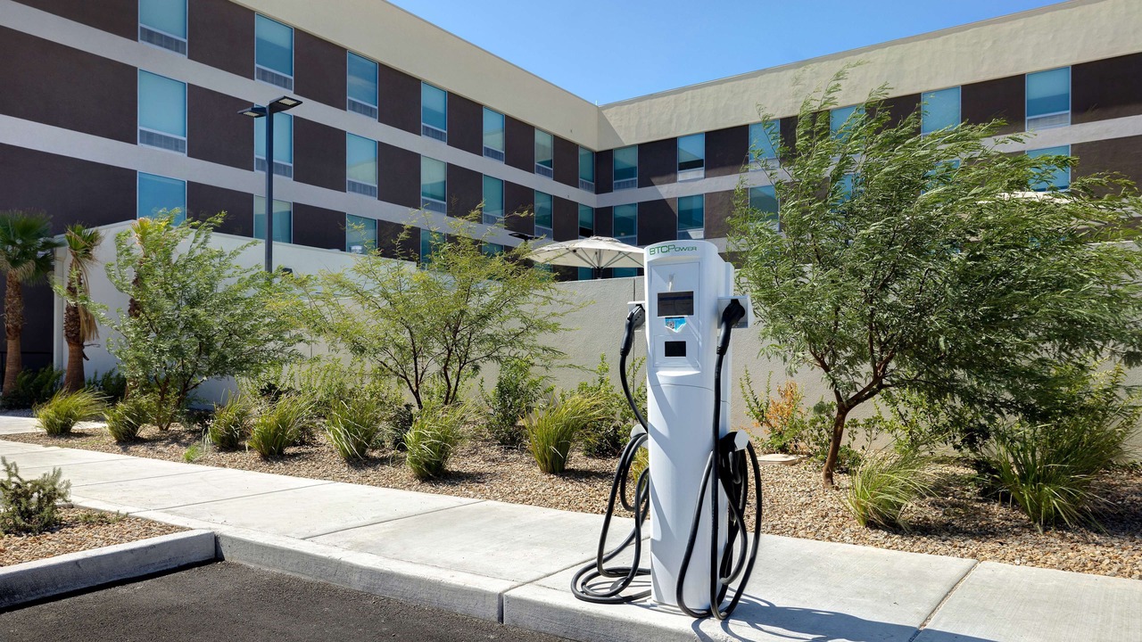 Photo of Outdoor in Centennial Hills