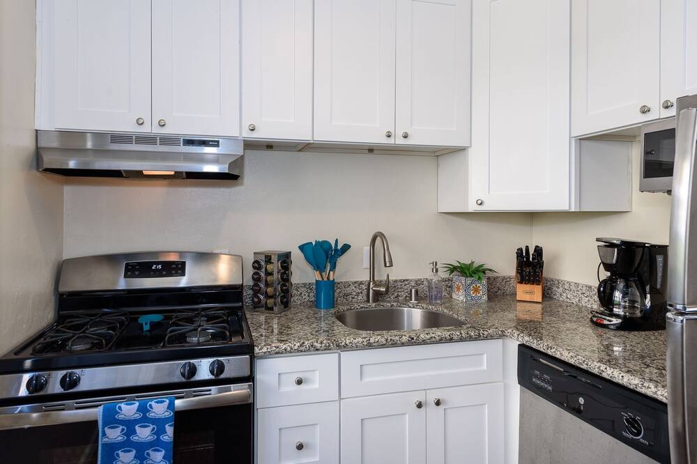 Photo of Kitchen in Bay Park