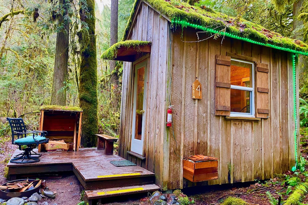 Photo of Bedroom in Molalla